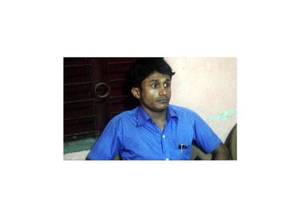 পুলিশে চাকরির নামে প্রতারণায় যুবক আটক