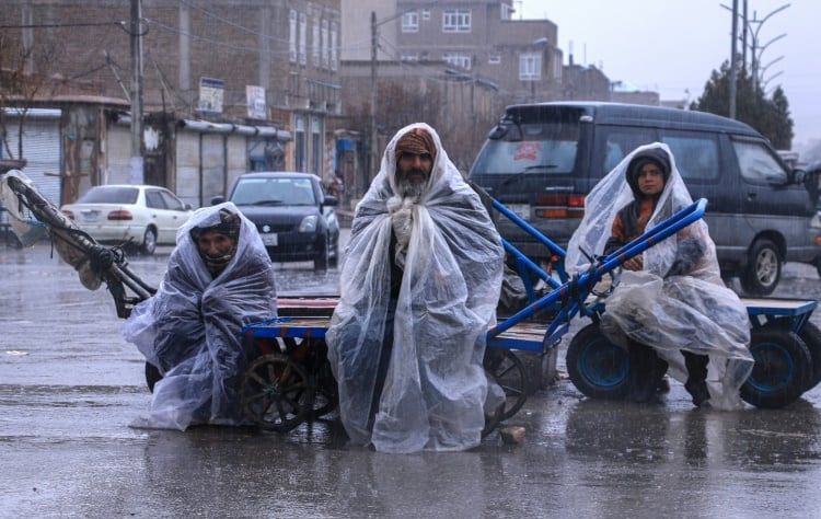 আফগানিস্তানে তীব্র তুষার ও বৃষ্টিতে অন্তত ৬০ জনের প্রাণহানি