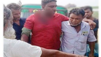 ইফতার ও মতবিনিময় সভাকে কেন্দ্র করে হবিগঞ্জে আ.লীগের দুই গ্রুপের সং ঘ র্ষ, আ হ ত ১৫
