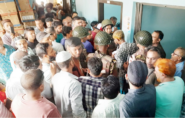সিলেটে বিদ্যুতের প্রি-পেইড গ্রাহকদের একদিনের ভোগান্তি