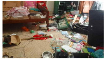 দক্ষিণ ইসলামপুরে বাসায় ঢুকে দুর্বৃত্তের হামলা-ভাঙচুর
