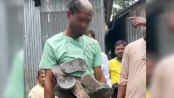 কিশোরীকে ধর্ষণের অভিযোগে যুবকের মাথা ন্যাড়া করে পুলিশে সোপর্দ
