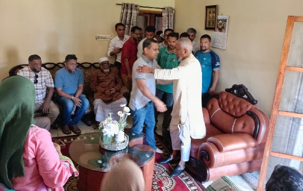 নৃশংস খুনের শিকার সাত্তার-সুরাইয়া দম্পতির বাসায় প্রবাসী কল্যাণমন্ত্রী