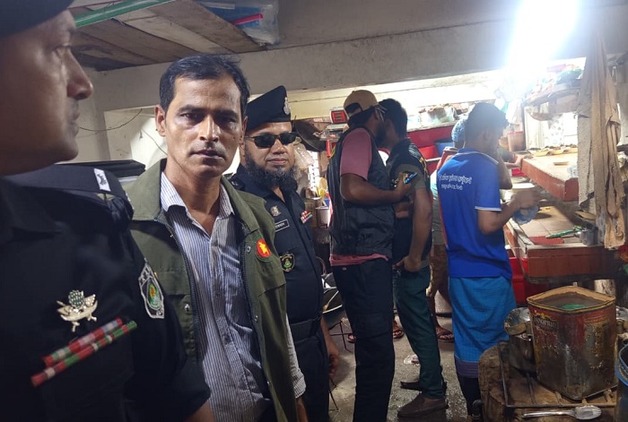 অস্বাস্থ্যকর পরিবেশ: সিলেটে রেস্টুরেন্ট ও বেকারিকে আড়াই লাখ টাকা জরিমানা